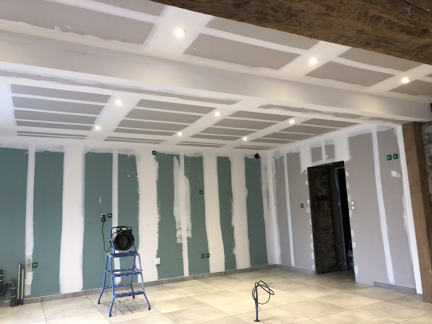 IsoPlaco53 - Plaquiste - Jointoyeur - Aménagement interieur · Photos 3